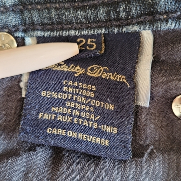 FIDELITY Jeans - Picture 2 of 7